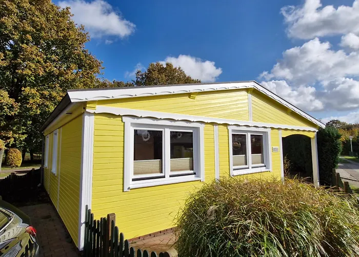 Schwedenhaus Hyggeline Direkt An Der Ems Hébergement de vacances Walchum